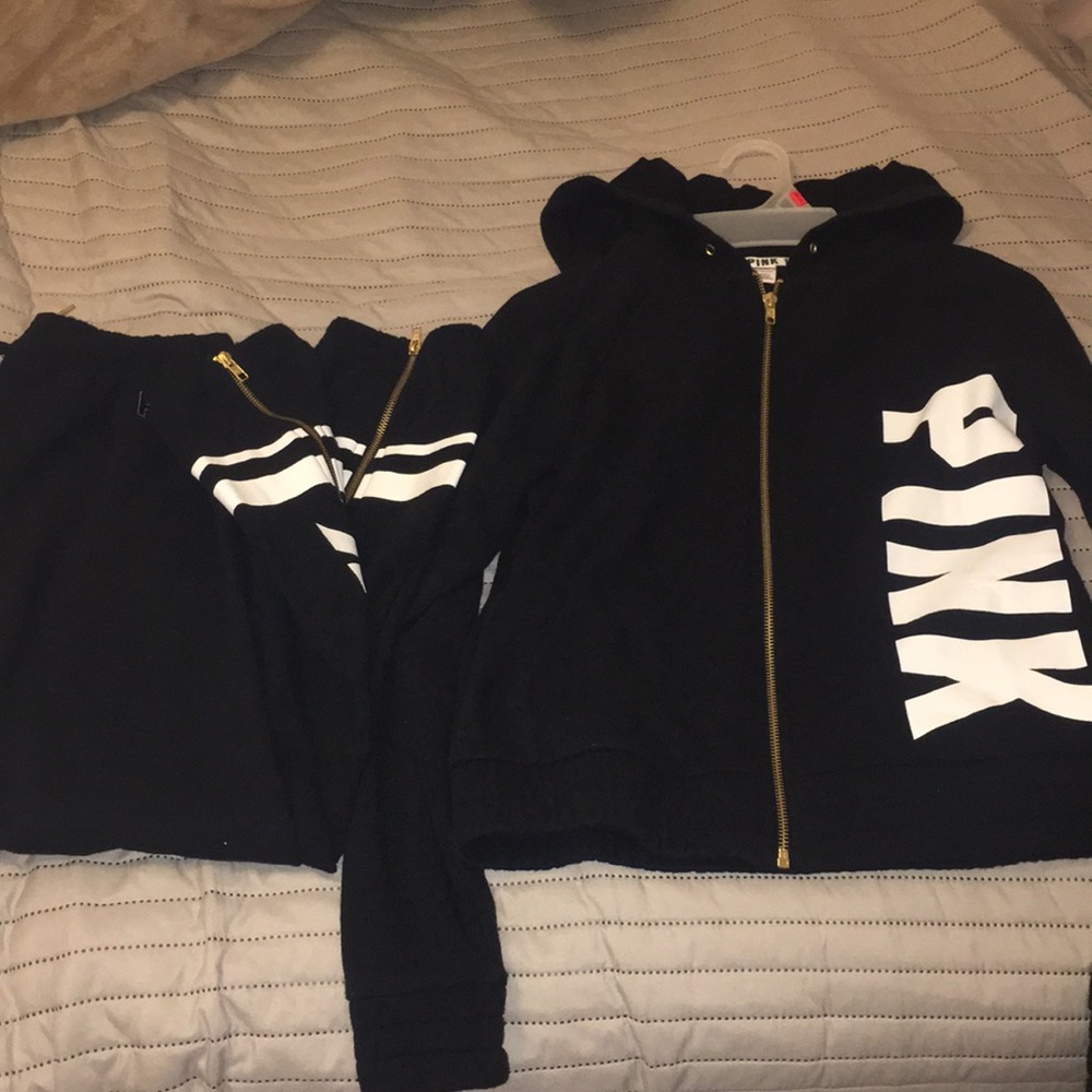 PINK Victoria’s Secret outfit